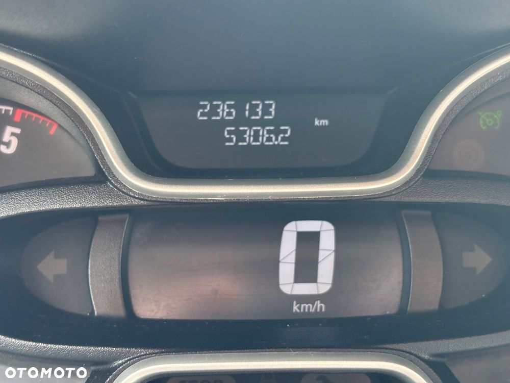 Opel Vivaro L2H1 2.9t Edition Tour - 10