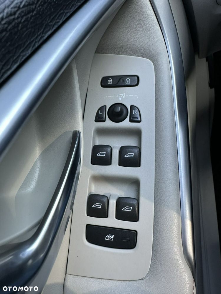 Volvo V40 - 29