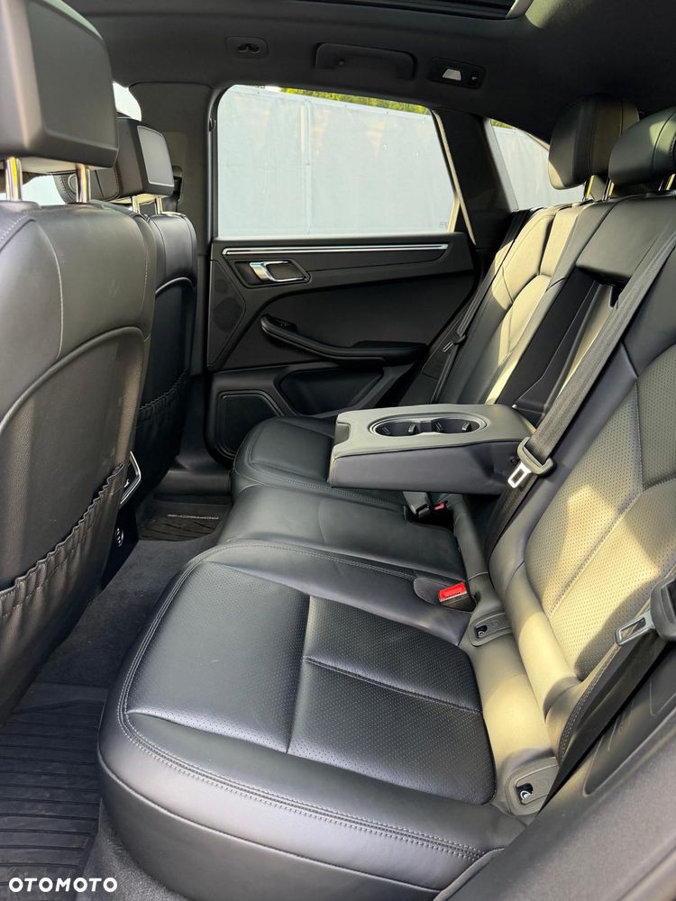 Porsche Macan T - 27