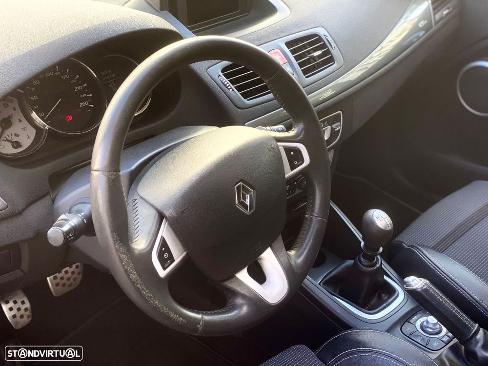 Renault Mégane Sport Tourer dCi 130 FAP Luxe - 13