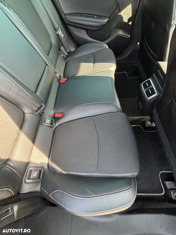 Renault Megane ENERGY TCe 130 BOSE EDITION - 8