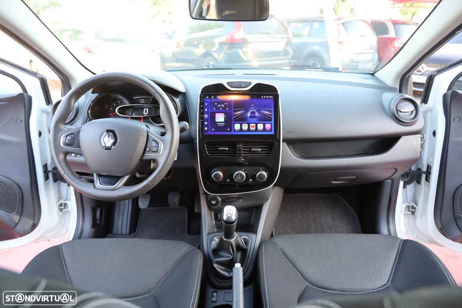 Renault Clio 1.5 dCi Zen - 17
