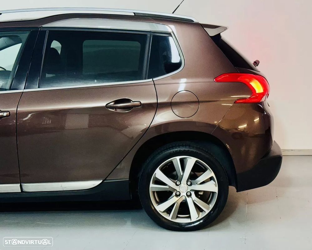 Peugeot 2008 1.6 e-HDi Allure - 17