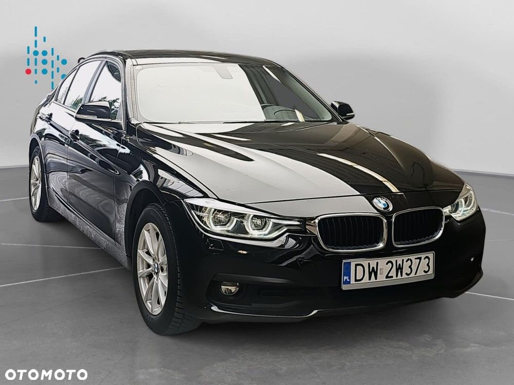 BMW Seria 3 318d - 6