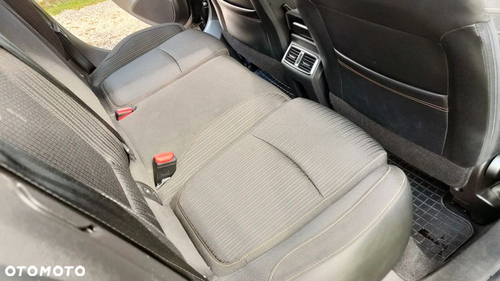 Renault Megane 1.5 dCi Intens EDC - 28