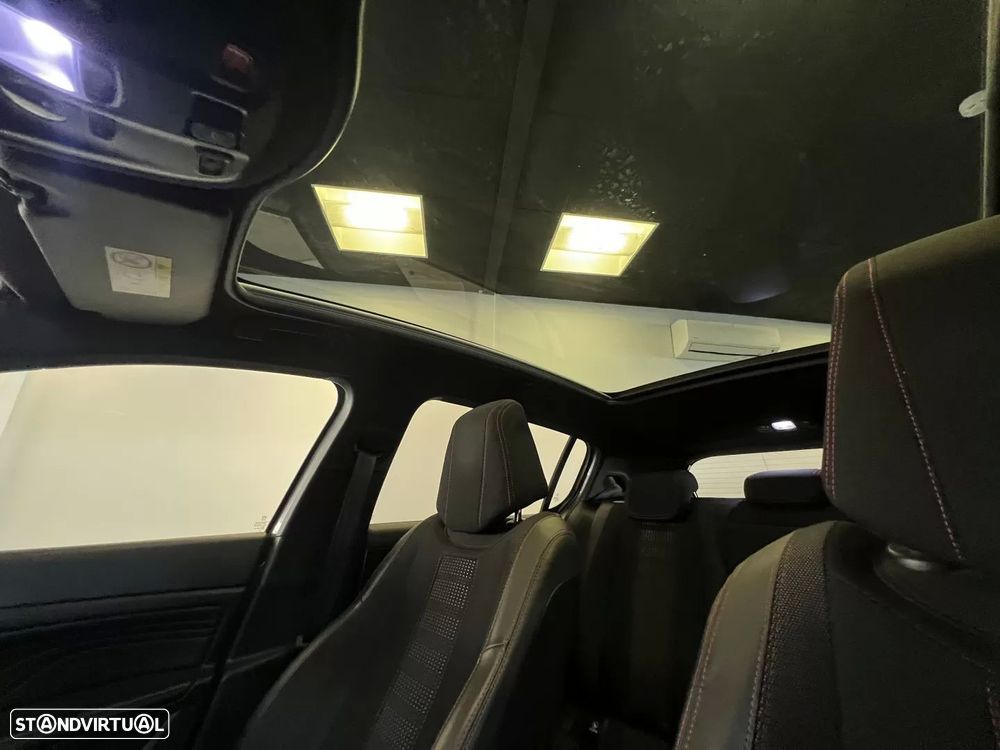 Peugeot 308 1.2 PureTech GT Line - 37