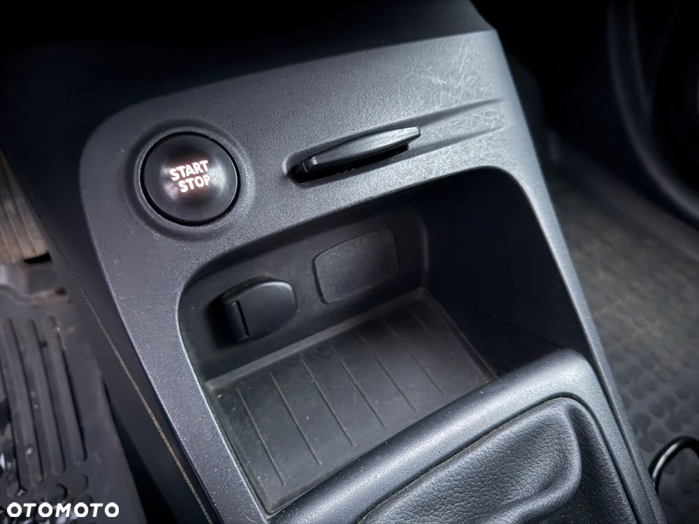 Renault Captur (ENERGY) TCe 90 LIFE - 24