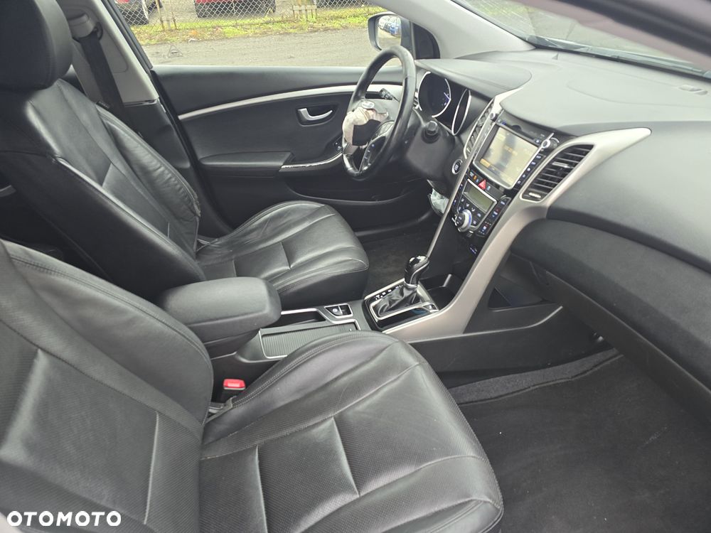 Hyundai i30 1.6 CRDI DCT Premium - 21