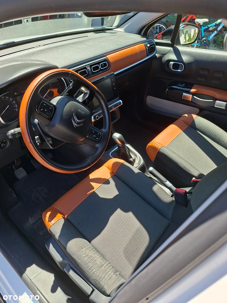 Citroën C3 1.2 PureTech Shine S&S - 8