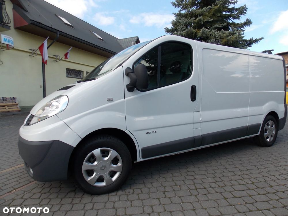 Renault Trafic - 2