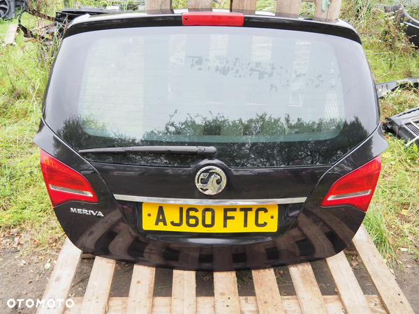 Klapa bagażnika tył Opel Meriva B II Z20R