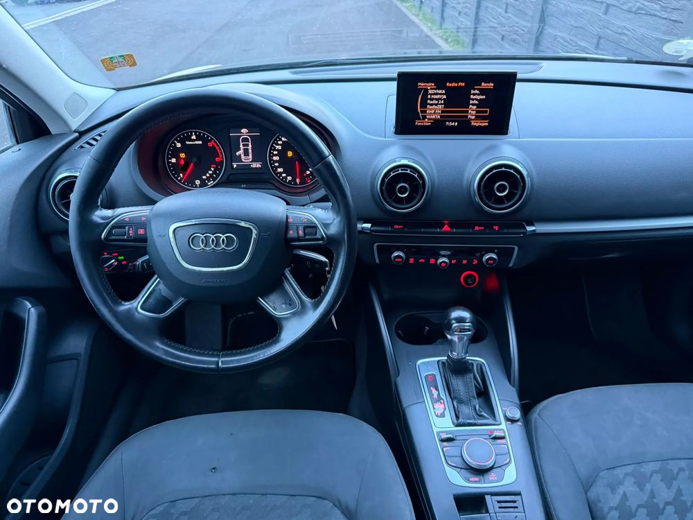 Audi A3 Sportback 2.0 TDI S tronic - 14