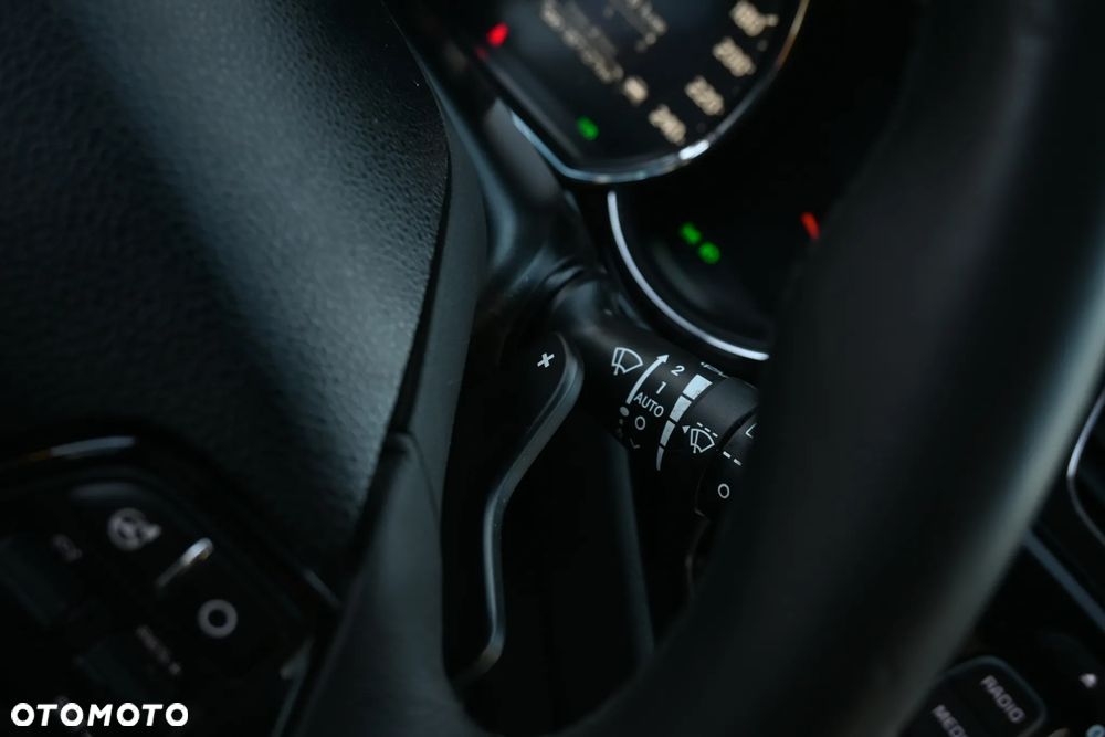 Kia Ceed 1.6 CRDi 128 Platinum Edition - 40