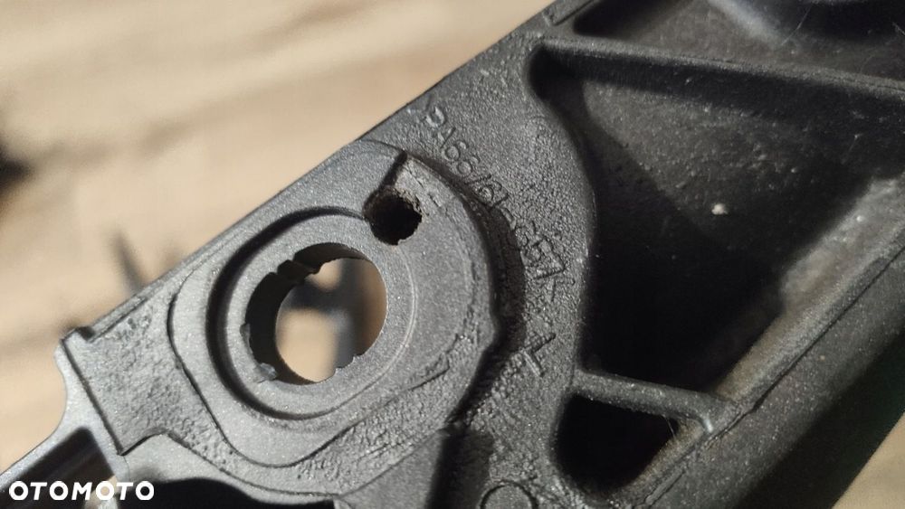 EU RĄCZKA PASAŻERA LEWA UCHWYT HONDA NC 700 12-16 - 3