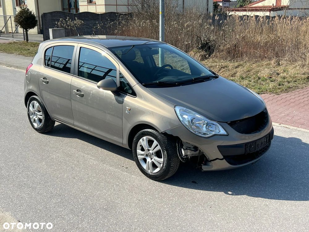 Opel Corsa - 2