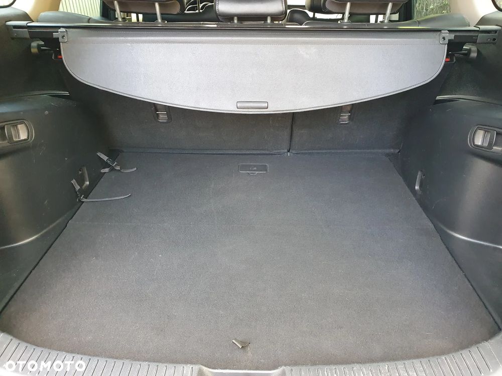 Mazda CX-7 2.2 CD Exclusive + - 23