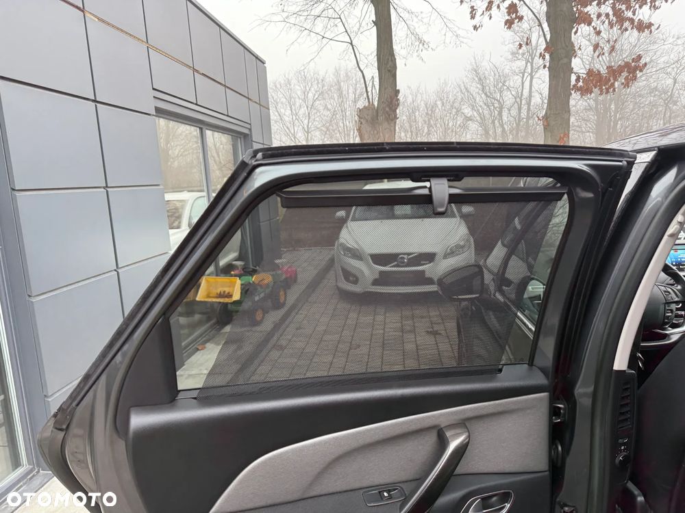 Citroën C4 Picasso 1.6 e-HDi FAP EGS6 Black Top - 24