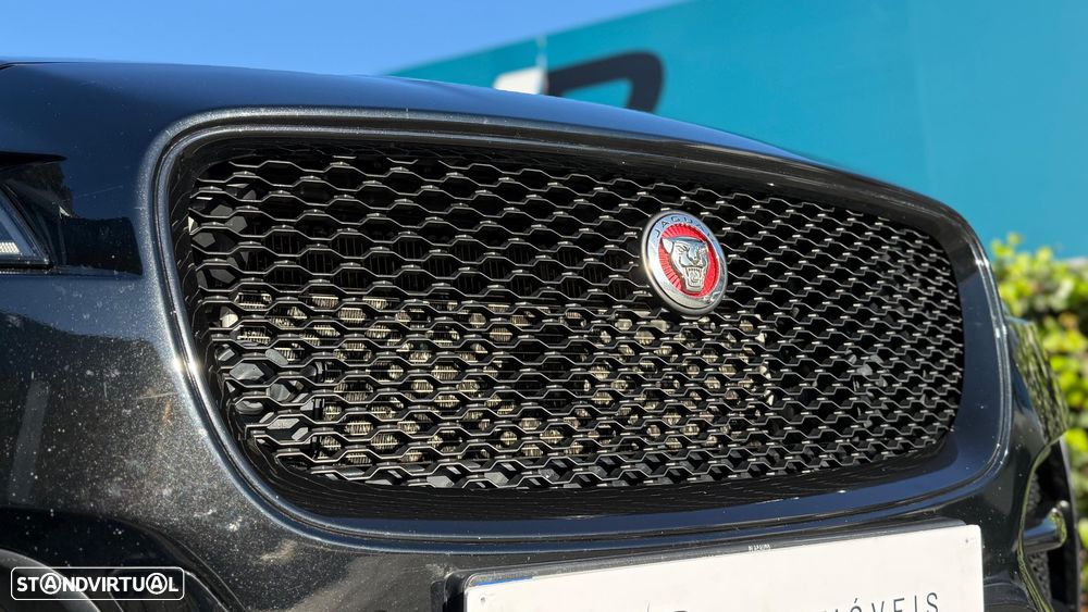 Jaguar F-Pace 2.0 i4D R-Sport Aut. - 31