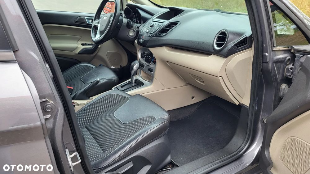 Ford Fiesta - 6