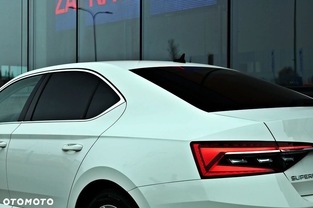 Skoda Superb 2.0 TDI SCR 4x4 Ambition DSG - 13