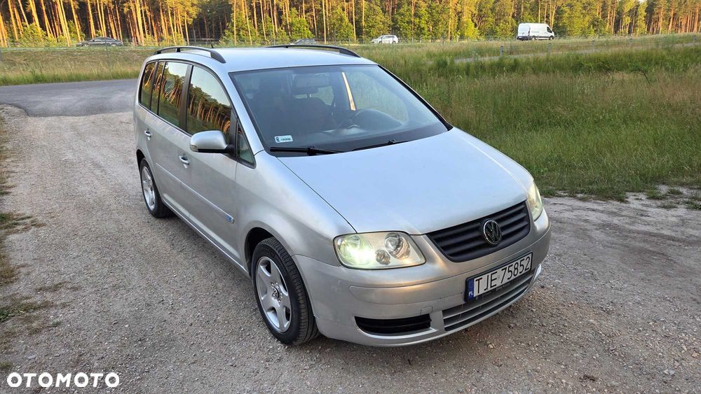 Volkswagen Touran - 2