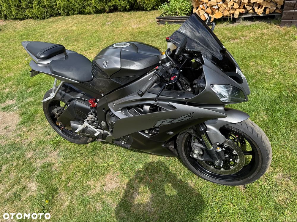 Yamaha R6 - 2