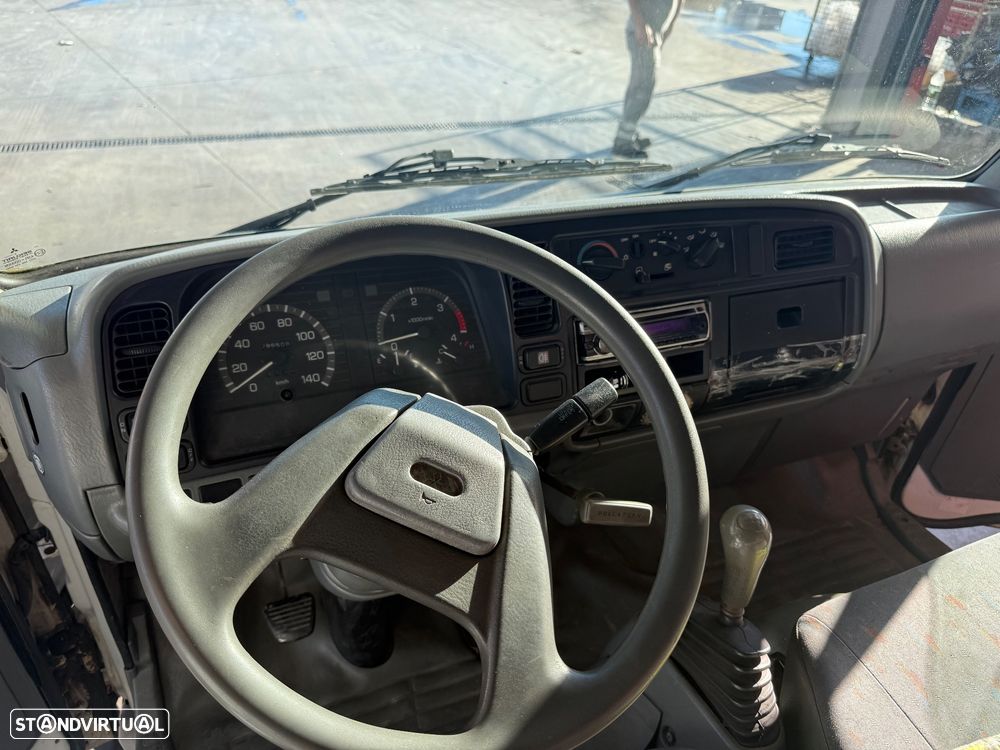 Mitsubishi Canter 3.0 - 11