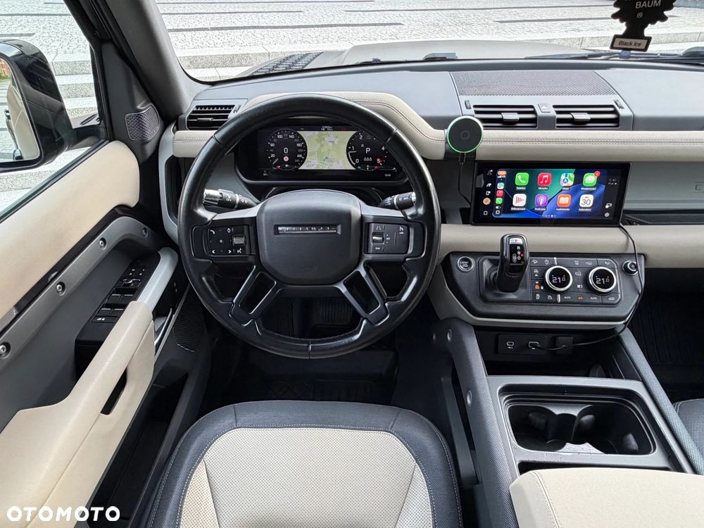 Land Rover Defender 3.0 D300 mHEV X-Dynamic SE - 9