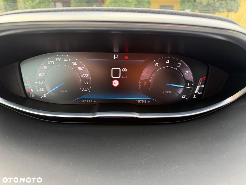 Peugeot 5008 PureTech 130 EAT8 Stop & Start GT - 27