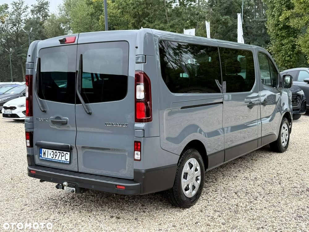 Renault Trafic Grand 2.0 dCi Escapade - 3