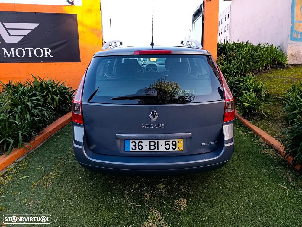 Renault Mégane Break 1.5 dCi Dynamique S - 16