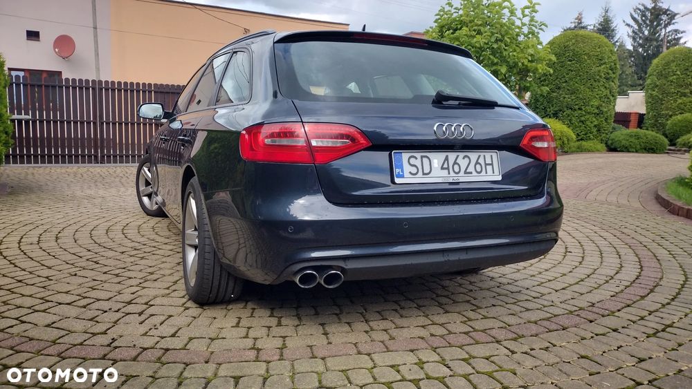 Audi A4 Avant 2.0 TDI Limited Edition - 12