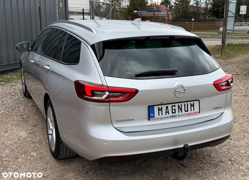 Opel Insignia - 37