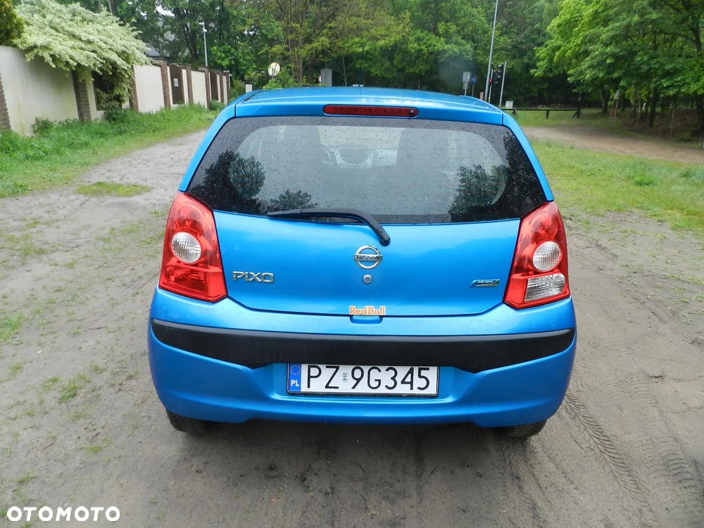Nissan Pixo - 15