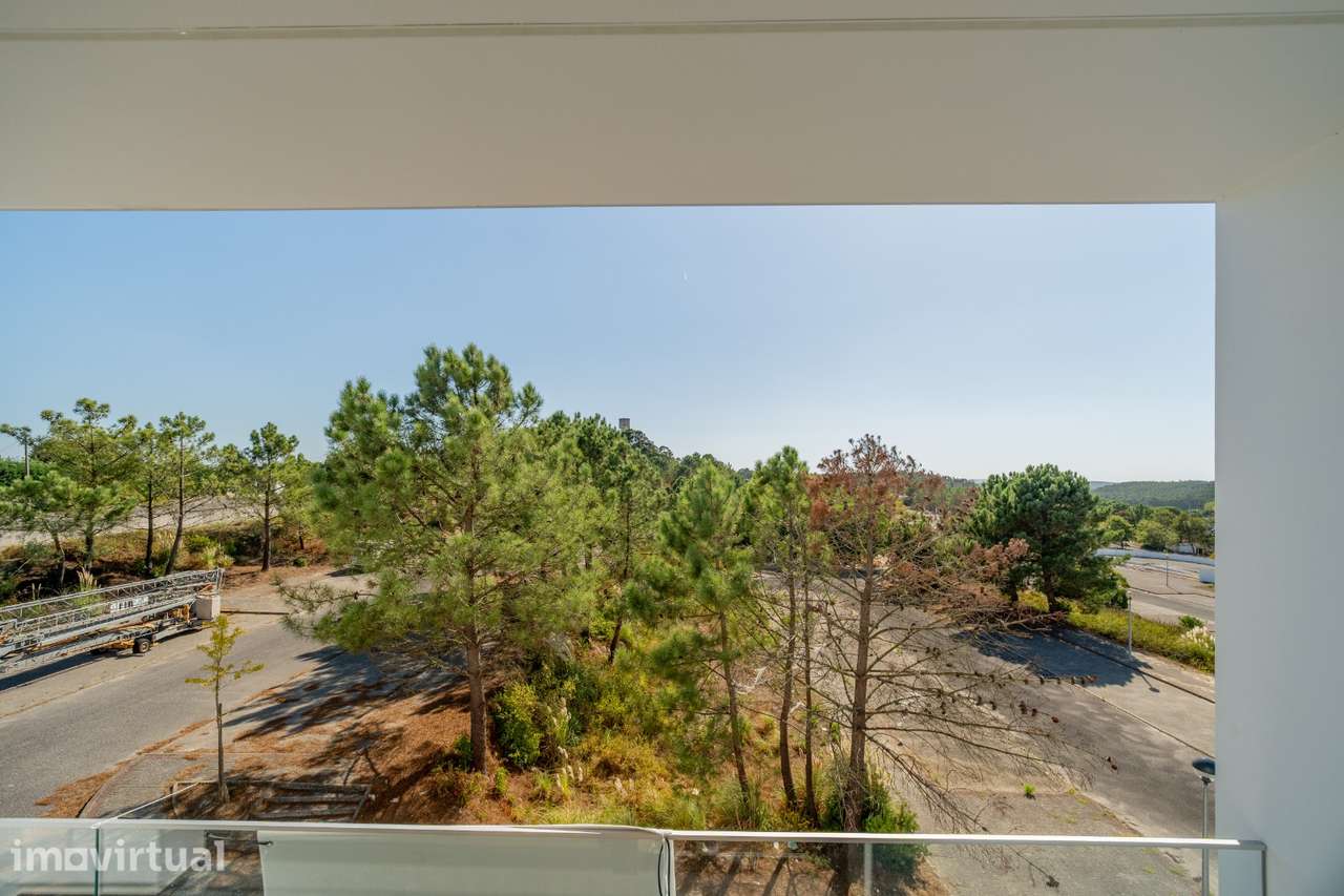 Apartamento T3 | Último Piso | Piscina na Cobertura | 30 min. Lisboa - Grande imagem: 4/39