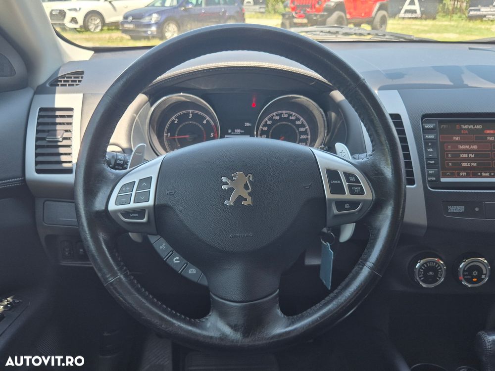 Peugeot 4007 2.2 HDI Premium - 13