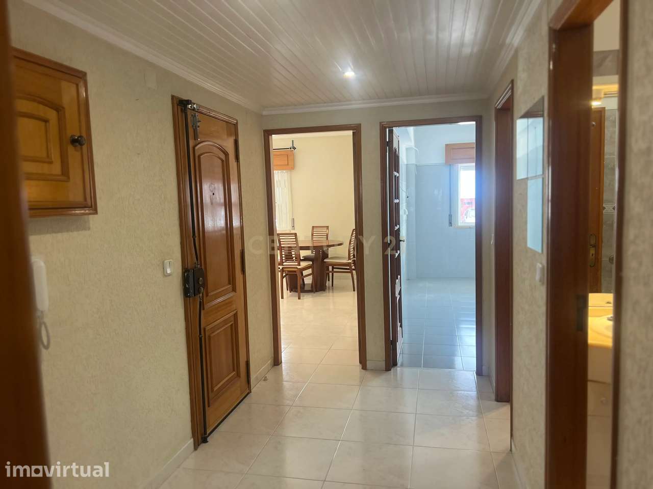 Moderno T2 para arrendamento com 2 WC's em Queluz - Grande imagem: 4/23