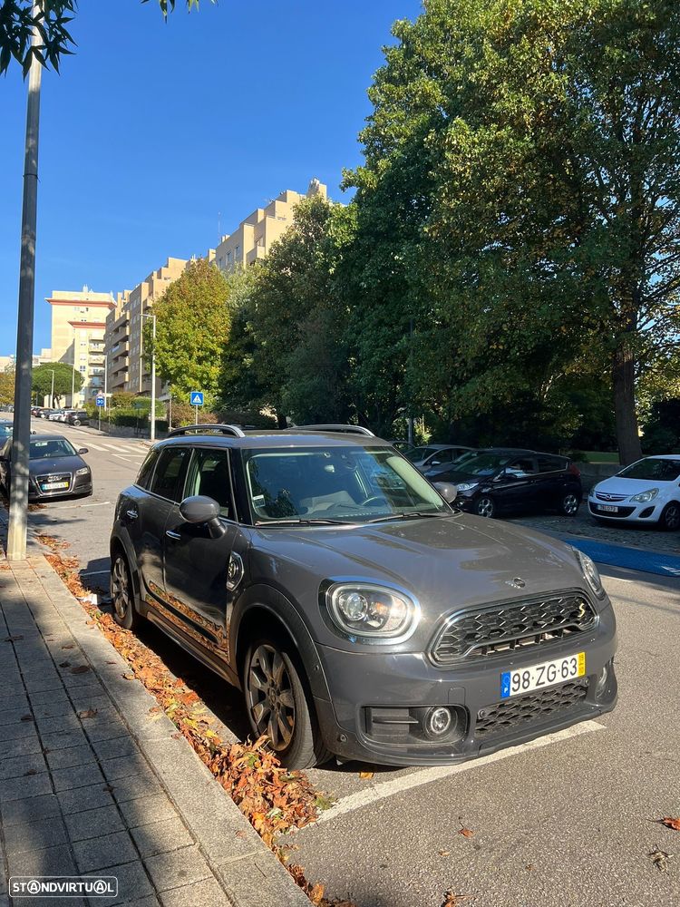 MINI Countryman Cooper SE ALL4 Auto - 1