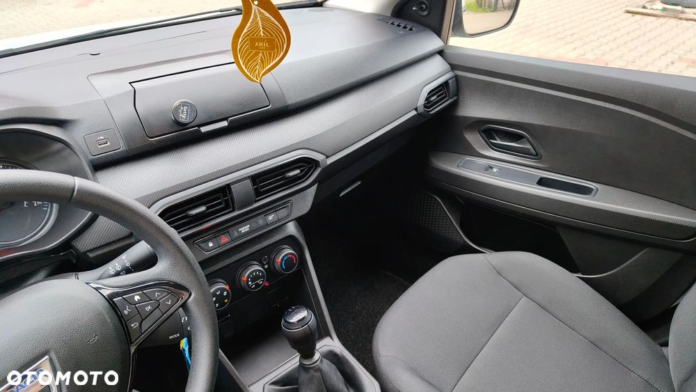 Dacia Sandero 1.0 SCe Essential - 12