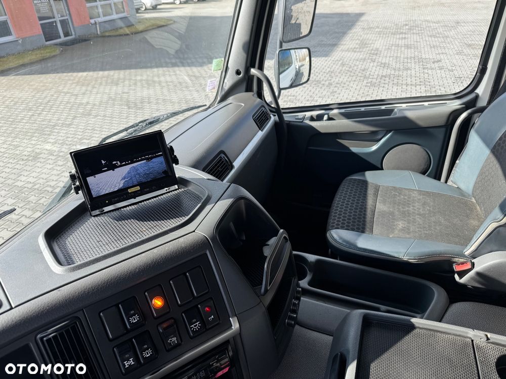 Volvo FMX 460 13L 8x4 MEILLER HYDROBURTA ładne i zadbane - 39