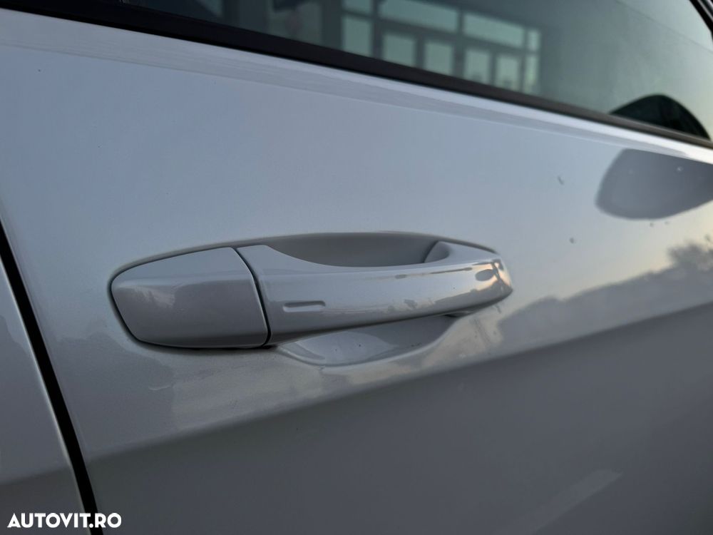 Volkswagen Golf 2.0 TDI DSG GTD - 28