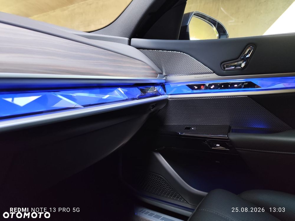 BMW Seria 7 - 11