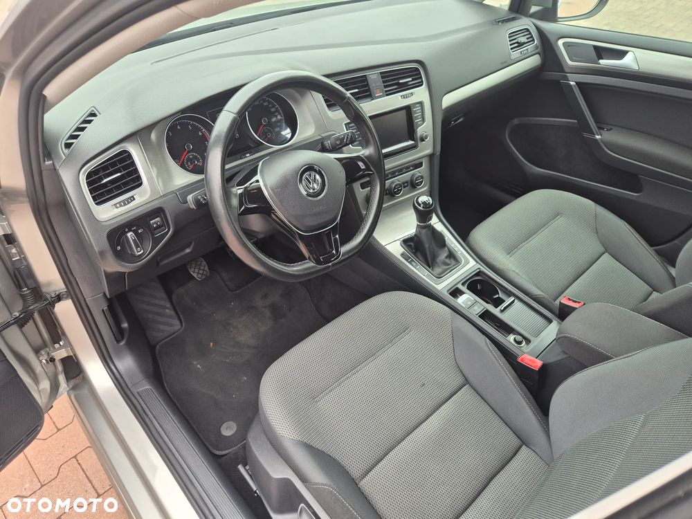 Volkswagen Golf 1.2 TSI BlueMotion Technology Cup - 9