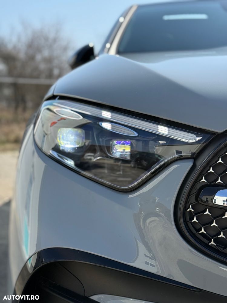 Mercedes-Benz GLC - 12