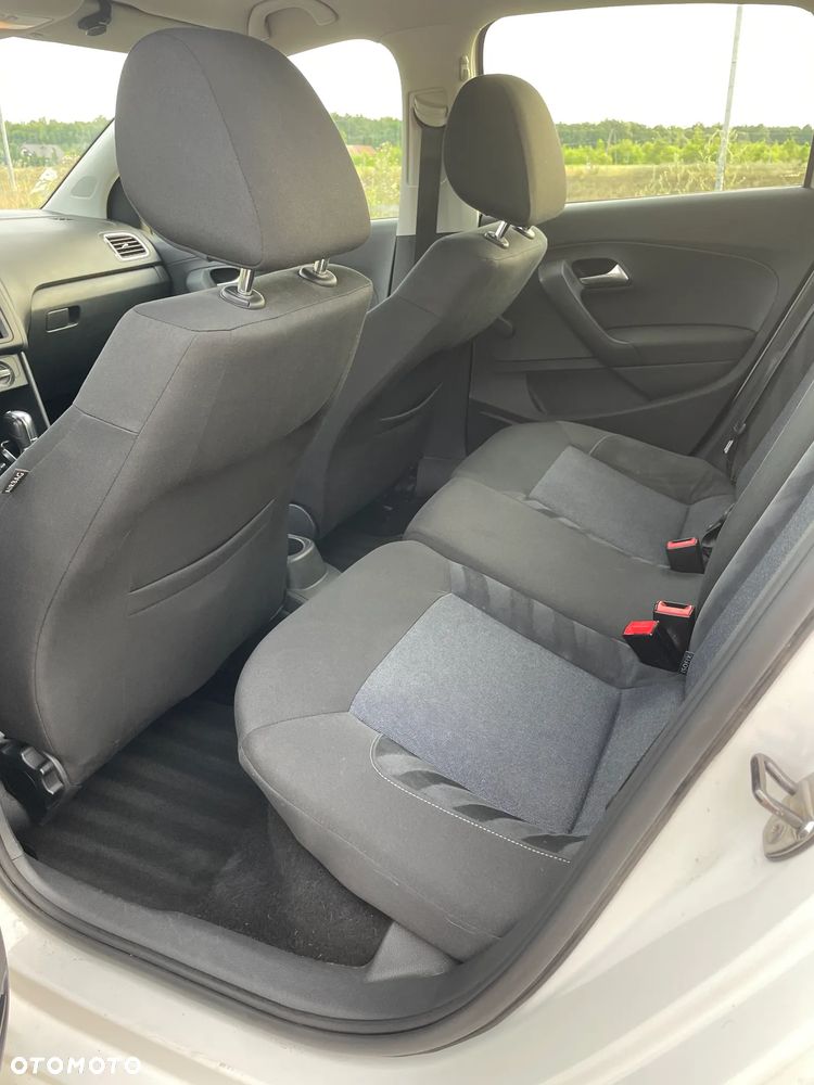Volkswagen Polo 1.6 TDI DPF Highline DSG - 17