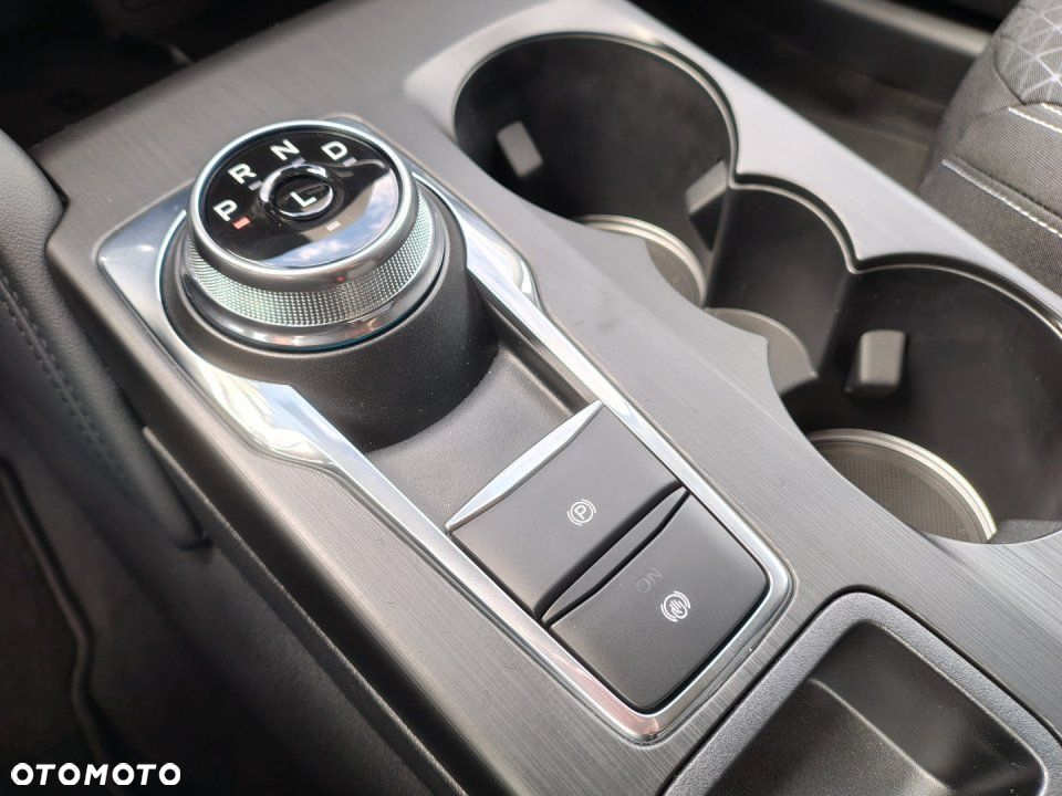 Ford Kuga - 21