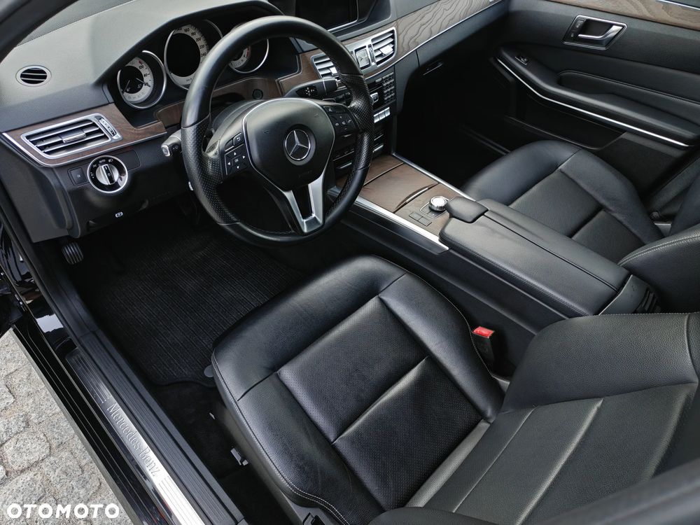 Mercedes-Benz Klasa E 350 BlueTEC 7G-TRONIC - 27