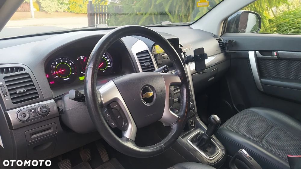 Chevrolet Captiva 2.4 LS - 16