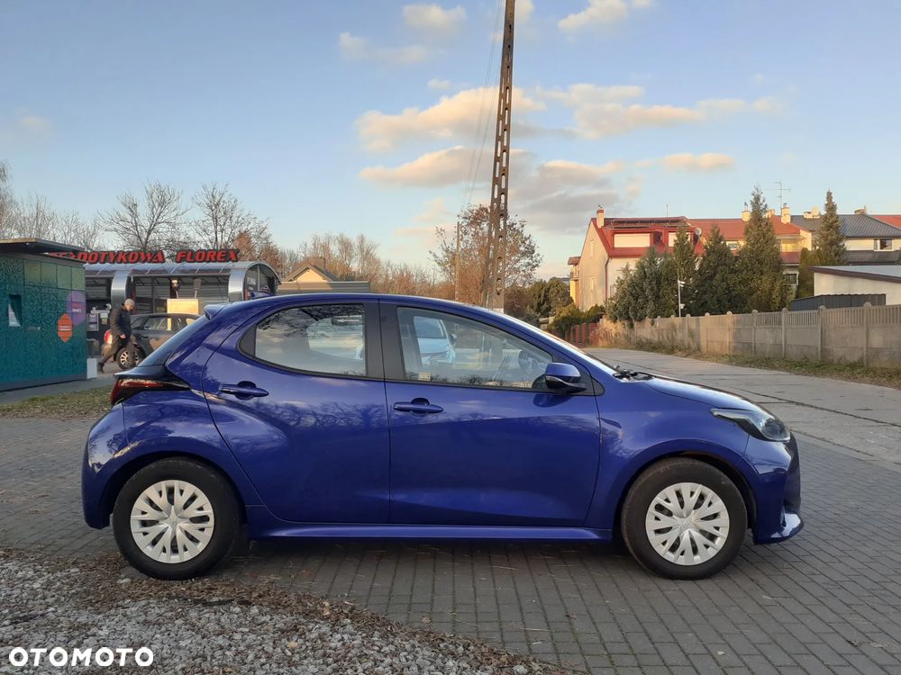 Toyota Yaris - 6