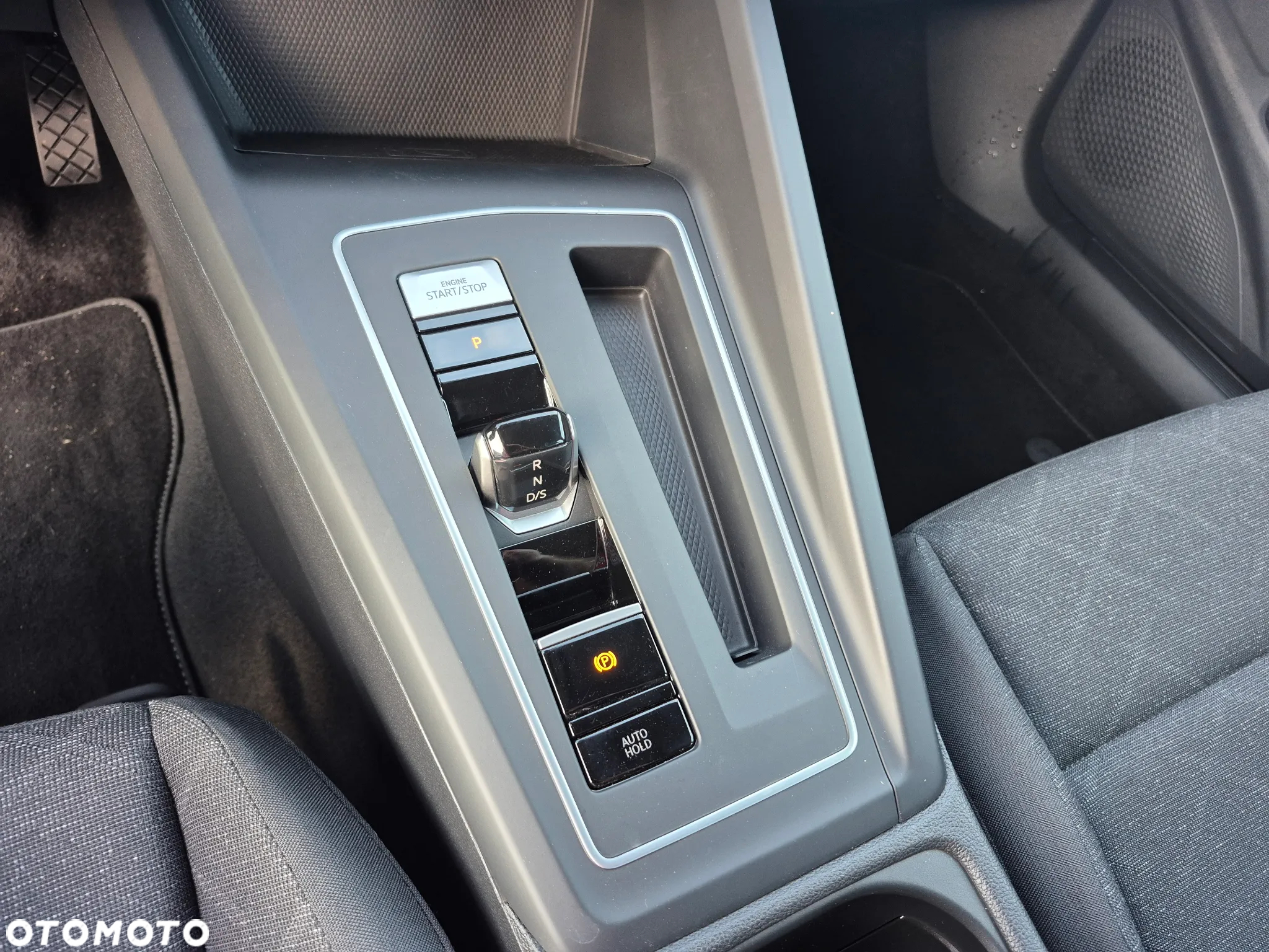 Volkswagen Golf - 16